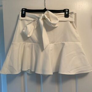 Zara Women’s Ruffle Hem Creamy White Skirt Size M